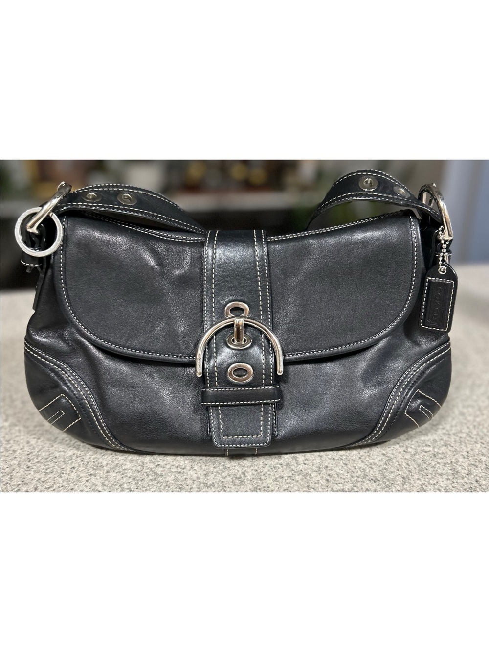 Vintage COACH F10192 MEDIUM Soho Top Flap Y2K Black Leather Shoulder Bag
